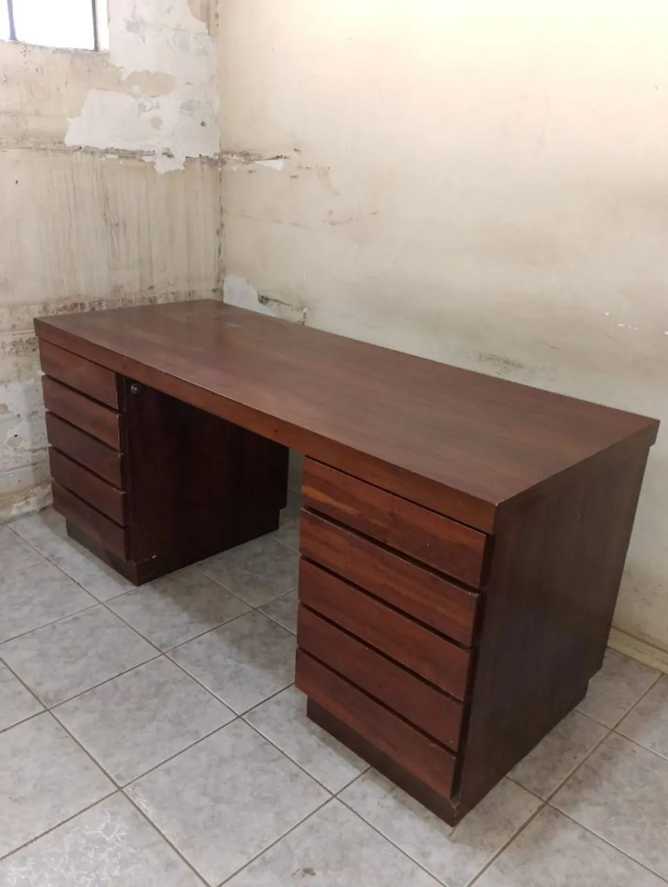 MESA DE ESCRITÓRIO