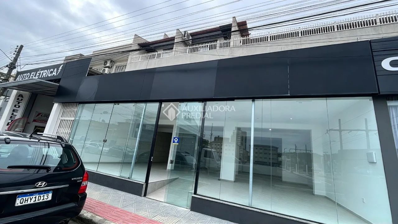 Loja em barreiros, 105m² com banheiro - Foto 3