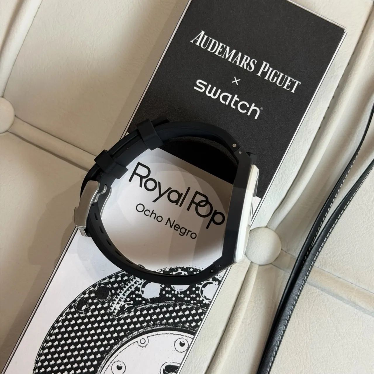 Audemars Piguet x Swatch - Royal Pop Ocho Negro - Foto 4