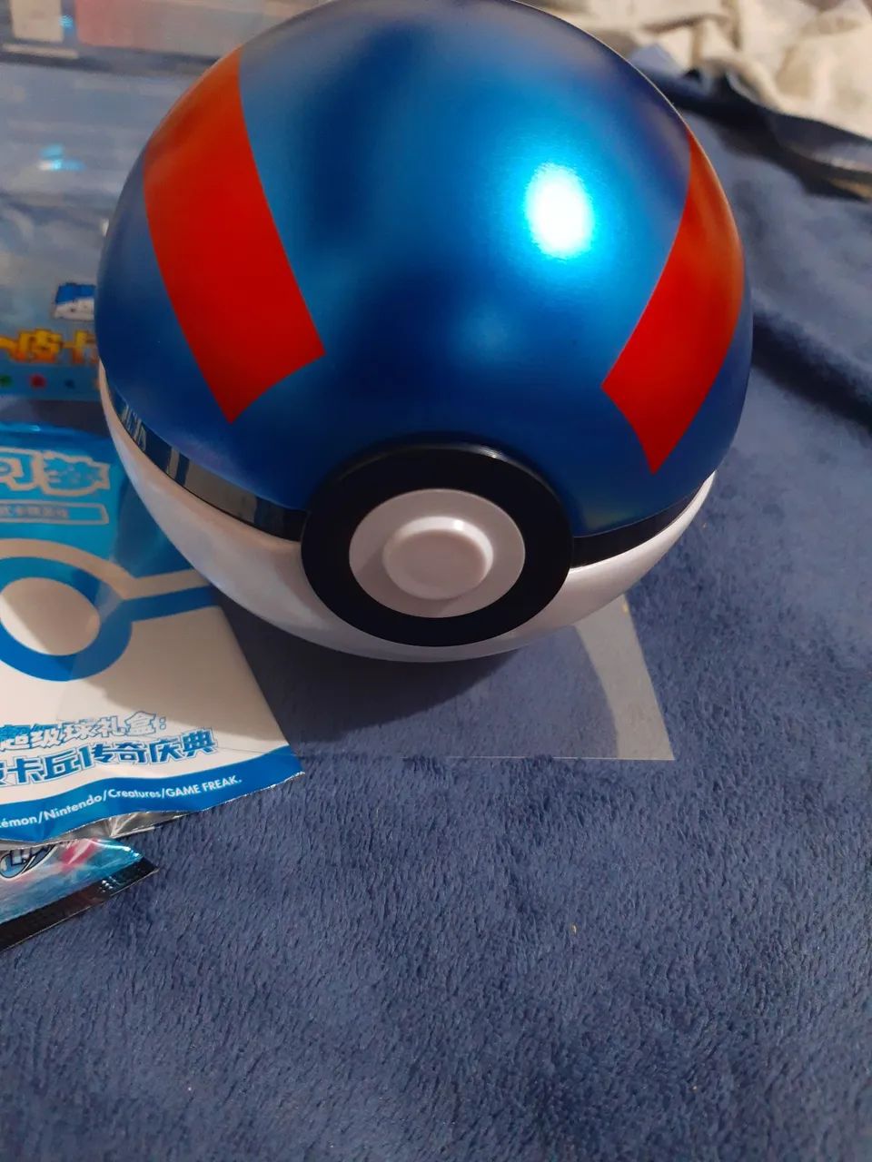 Lote com cartas pokémon chinesas + pokébola  - Foto 4