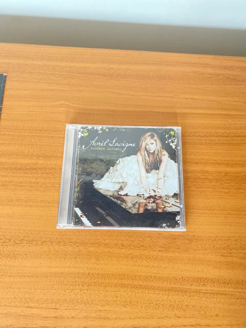 CD Avril Lavigne Goodbye Lullaby 