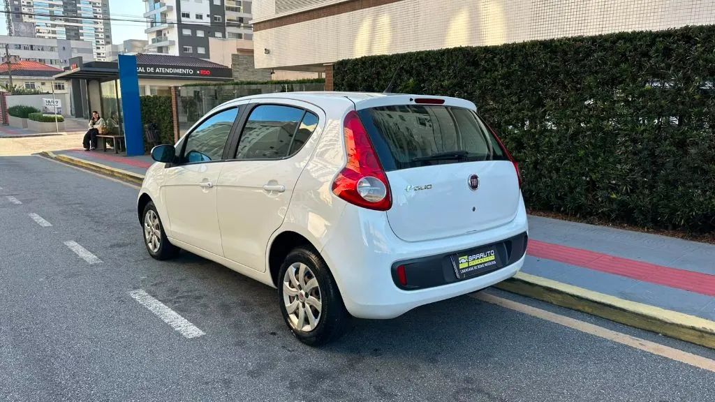 Fiat Palio Attractive 1.0 EVO Fire Flex 8V 5P 2014 - Foto 4