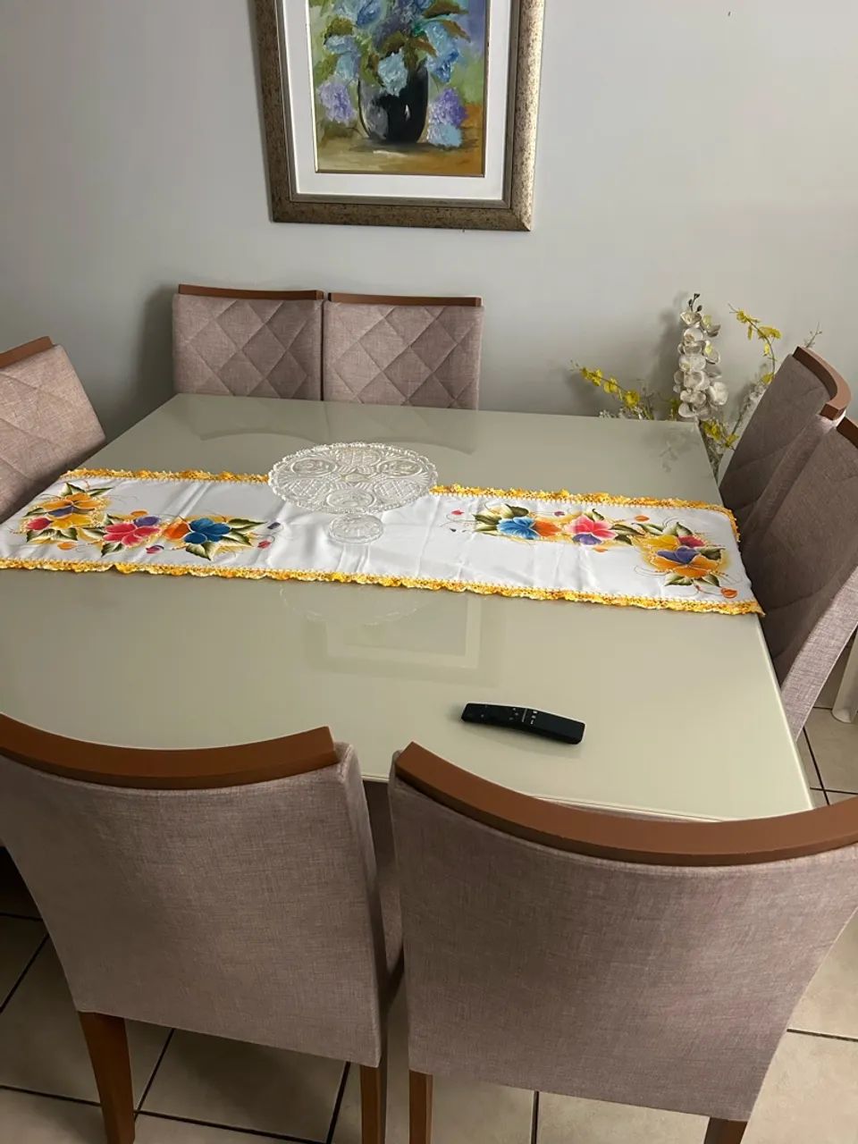 Conjunto Mesa Itália com tampo de vidro e 8 cadeiras - Foto 2