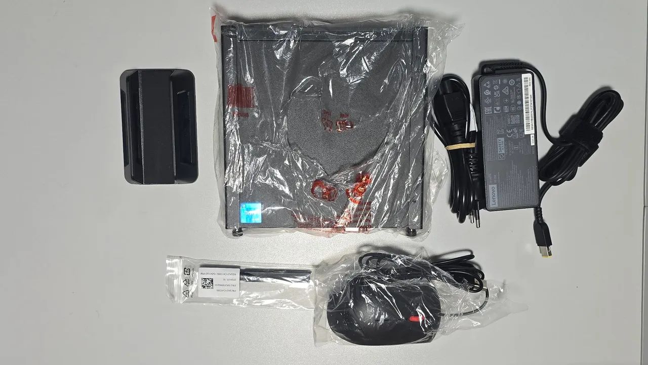 Desktop Lenovo M70q ThinkCentre - Foto 3