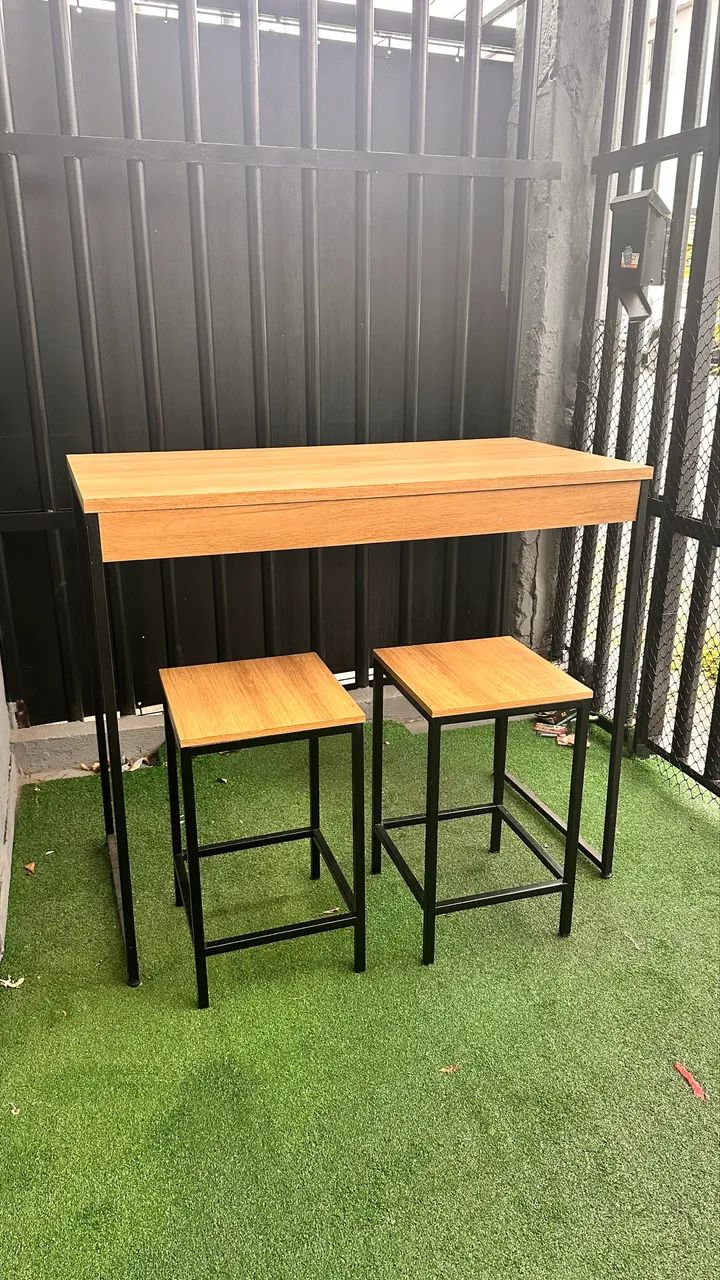 Mesa Bistrô com 2 Banquetas - Excelente estado - Foto 3