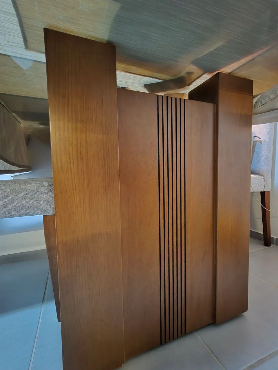 Mesa vidro 1,50x1,50m 8 cadeiras. - Foto 3