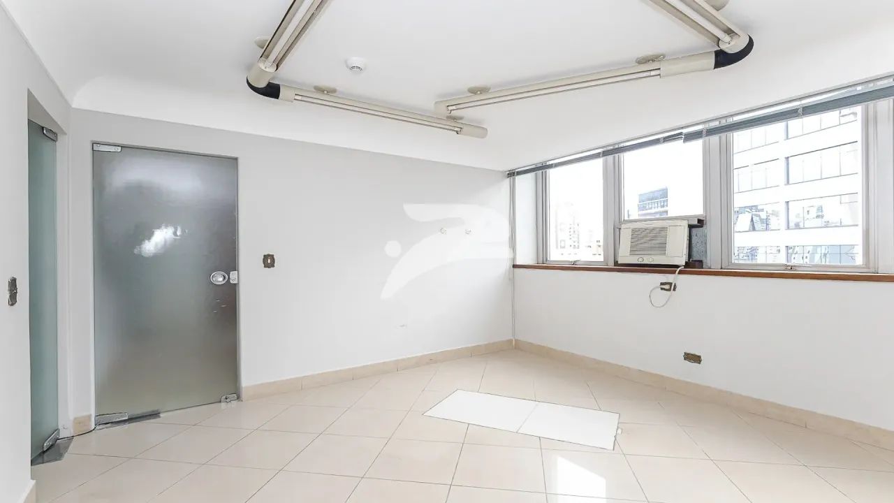 Conj. Comercial Centro 180m² - Foto 5