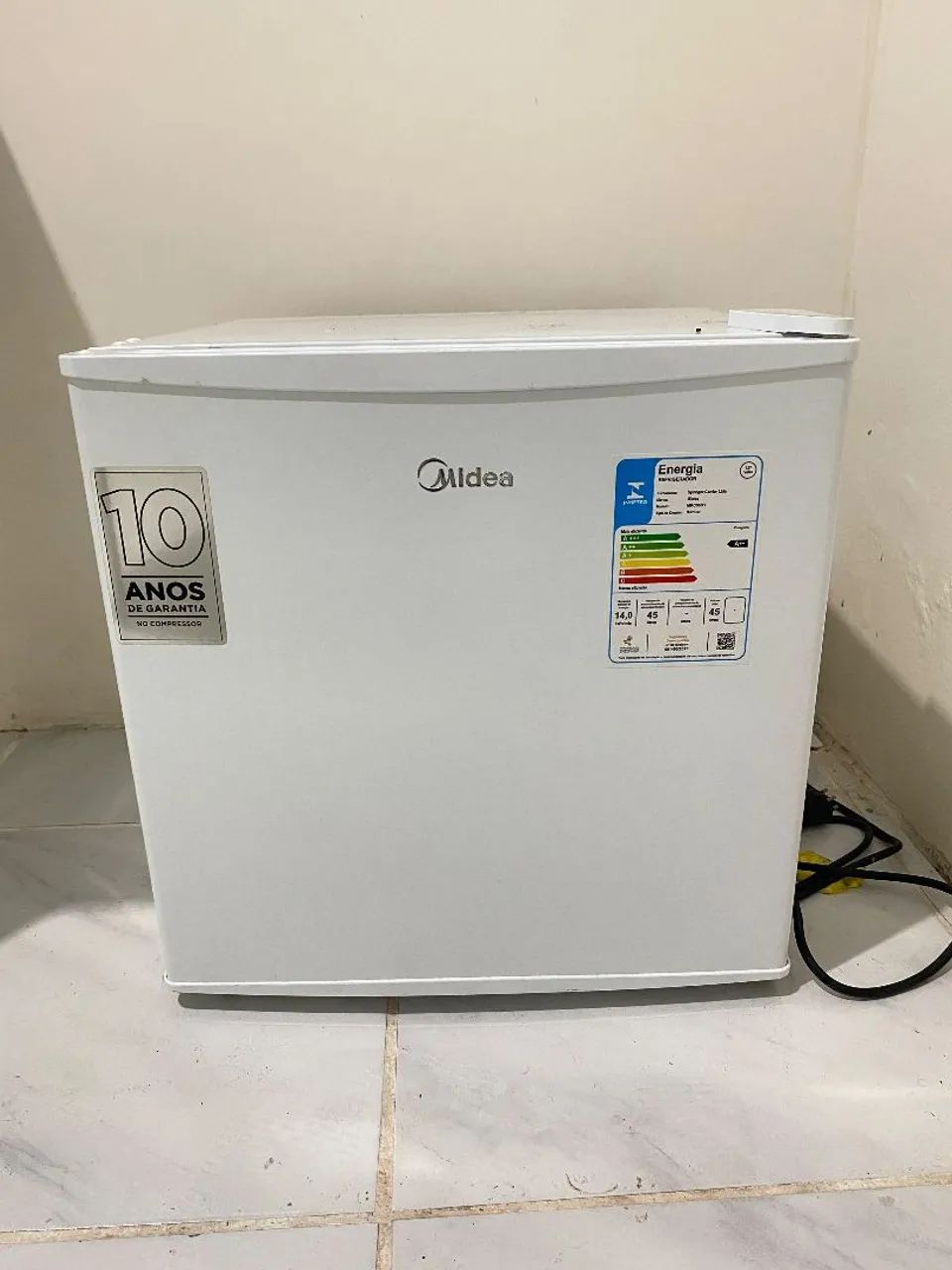 FRIGOBAR MIDEA 45L