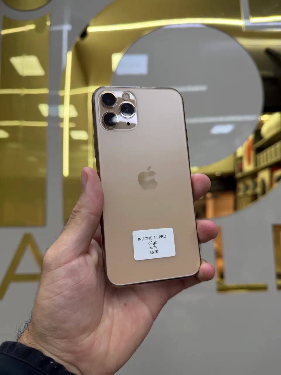 IPHONE 11 PRO 64GB GOLD SEMI NOVO PROMOÇÃO TOP MAIO - Celulares e