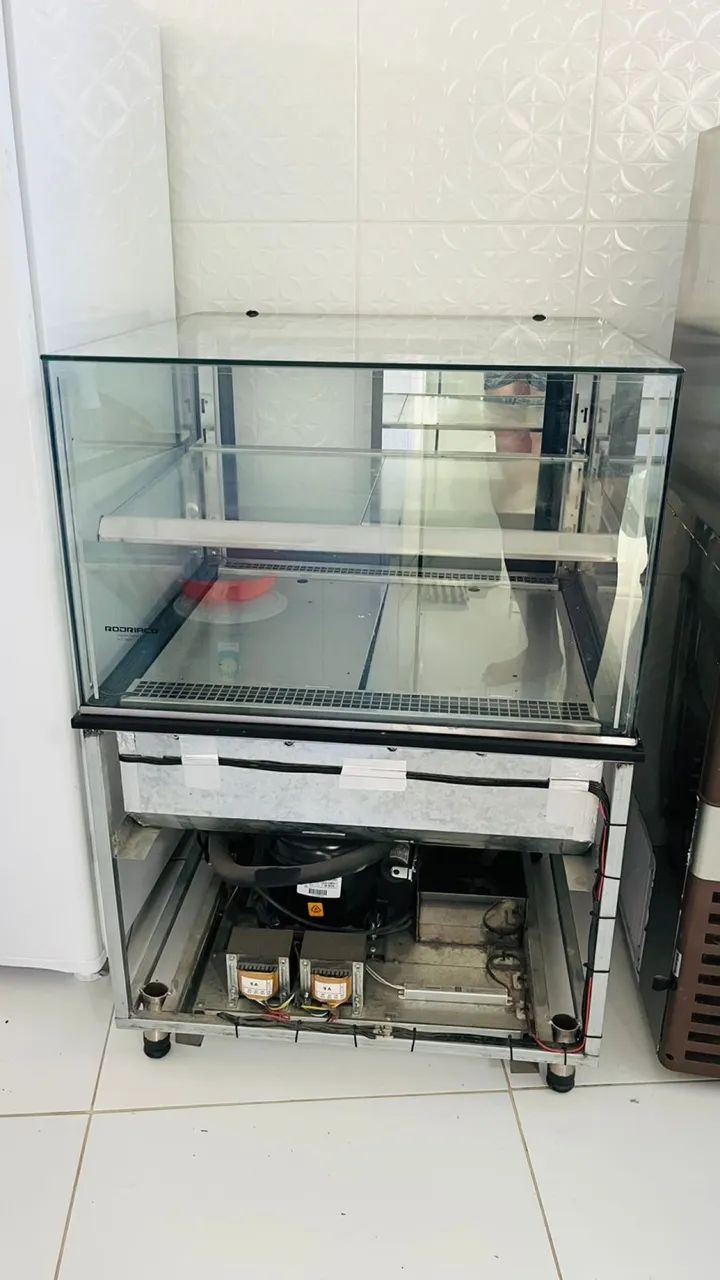 Vitrine repositora refrigerada  - Foto 2