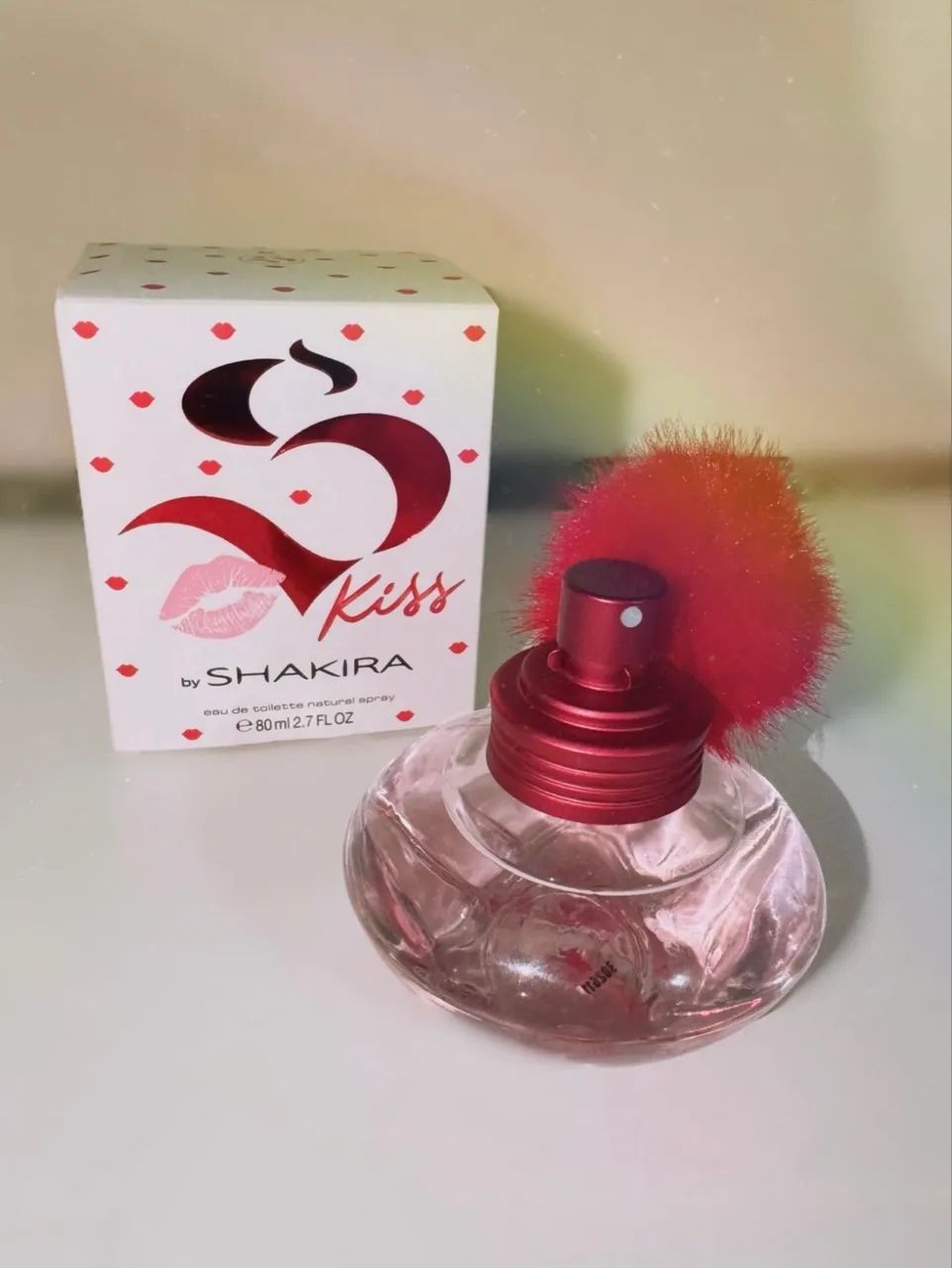 Perfume Kiss by Shakira - Foto 2