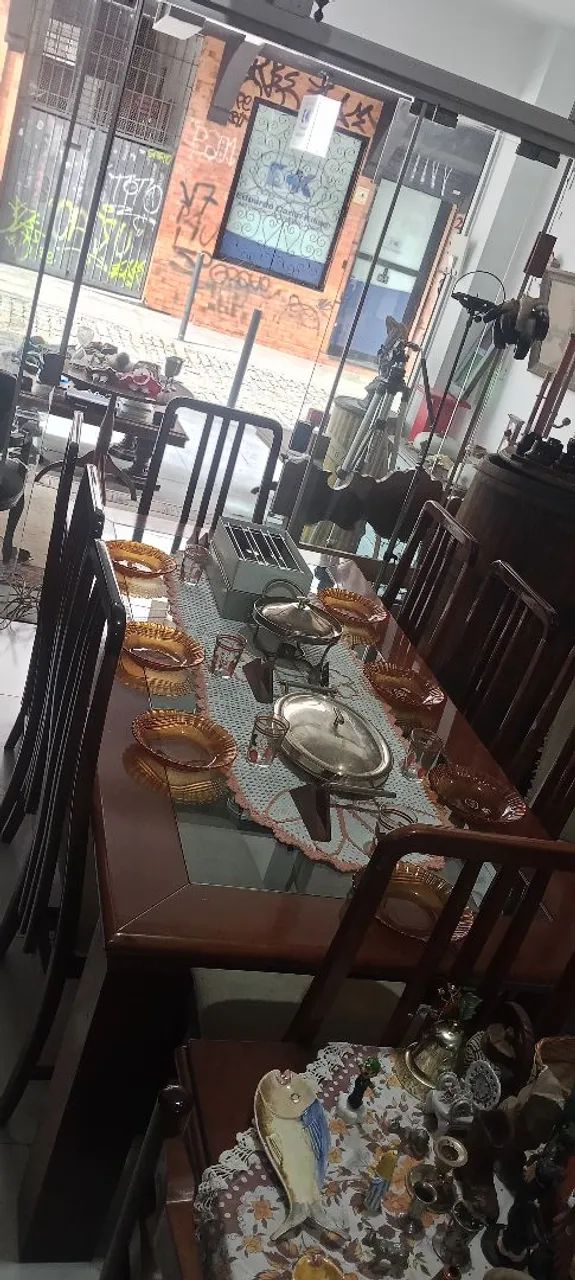 Mesa 8 lugares madeira com tampo de vidro ENTREGA GRATIS  - Foto 3