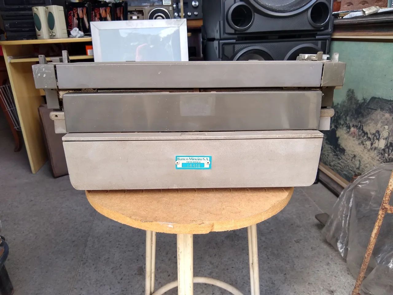 Máquina de Escrever Olivetti Linea 98  Antigus - Foto 5