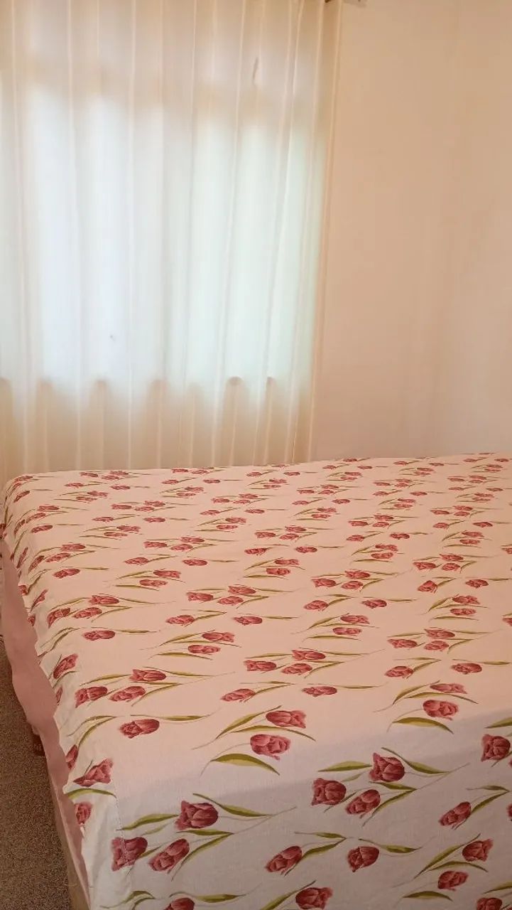 Aluga-se um quarto para moças. - Foto 2