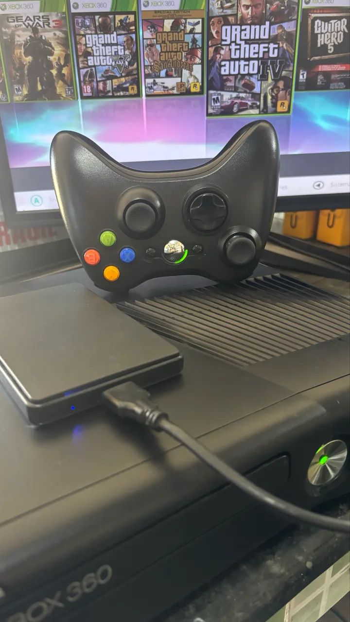 XBOX 360 c/ + de 85 jogos 