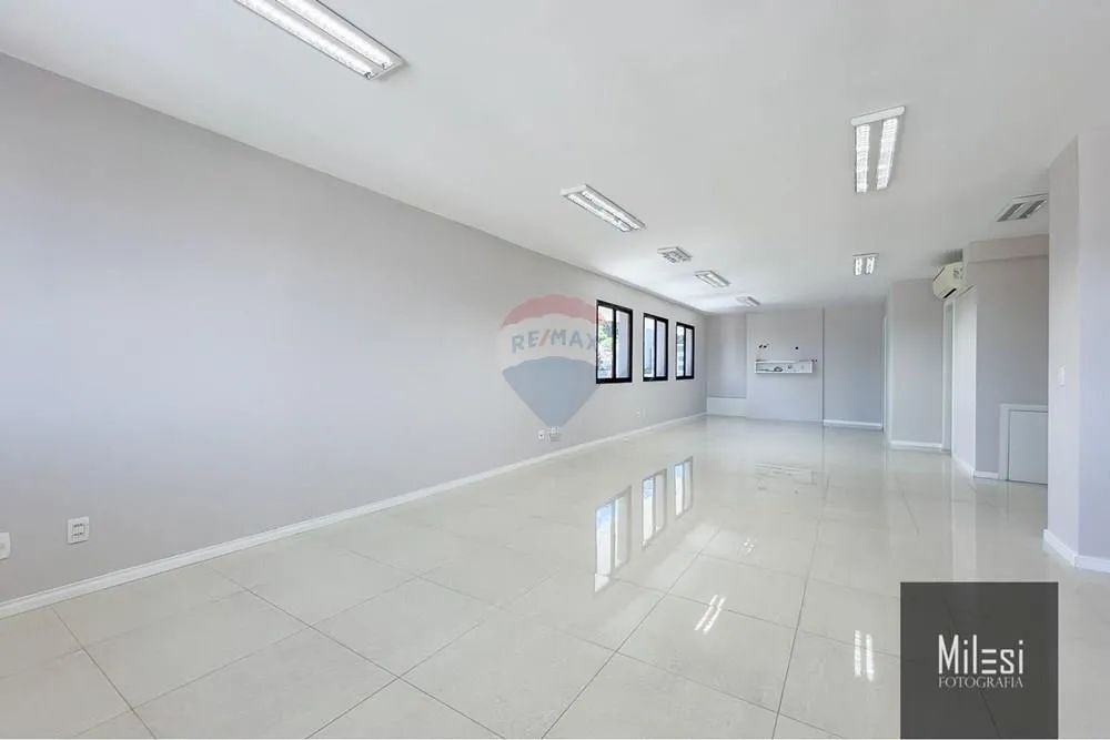Sala Comercial no Pio X | 79,6m² privativos | 2 vagas - Foto 5
