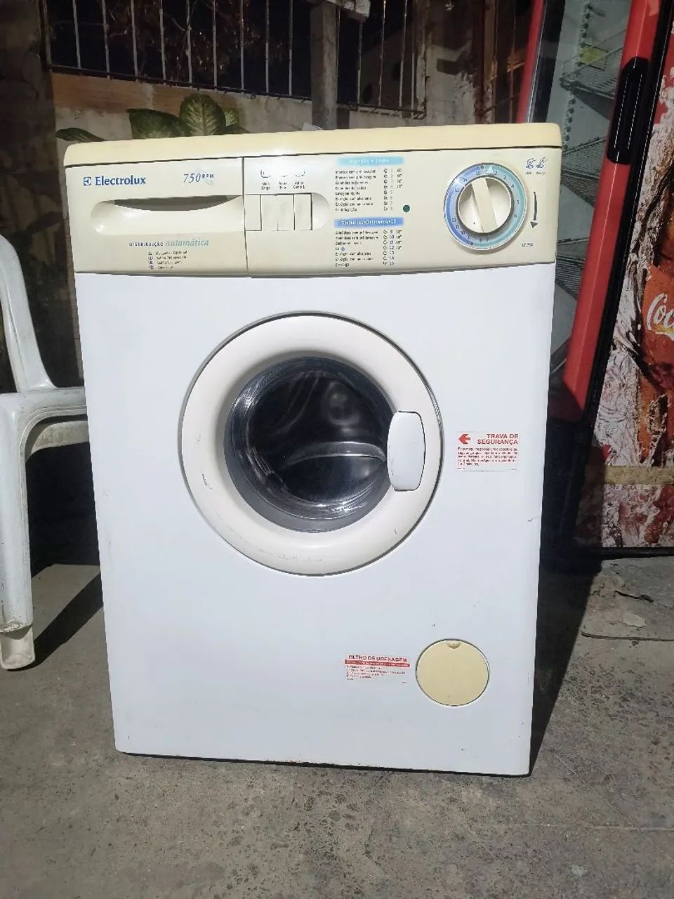 Máquina de lavar Electrolux 