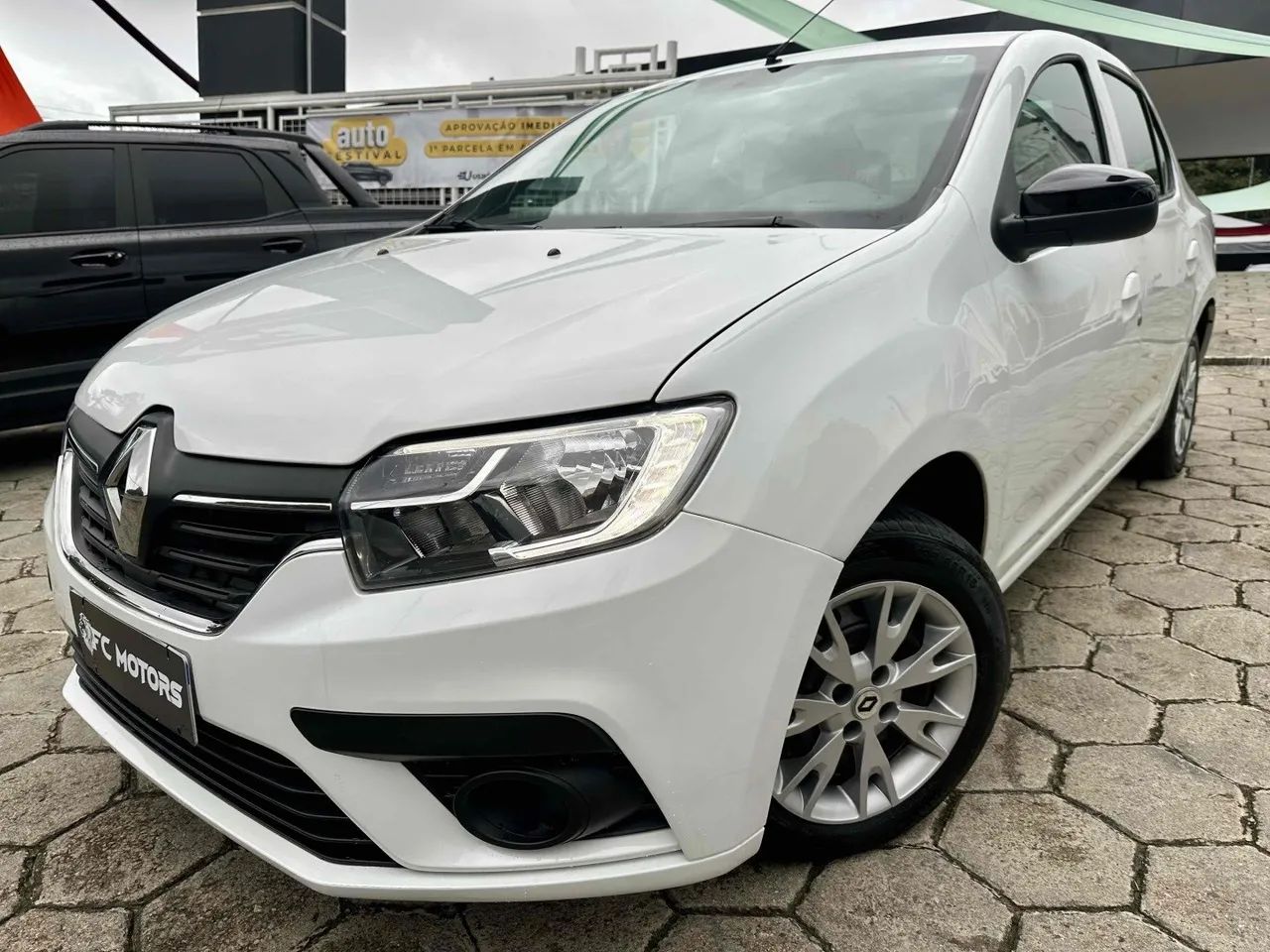Renault Logan 2024