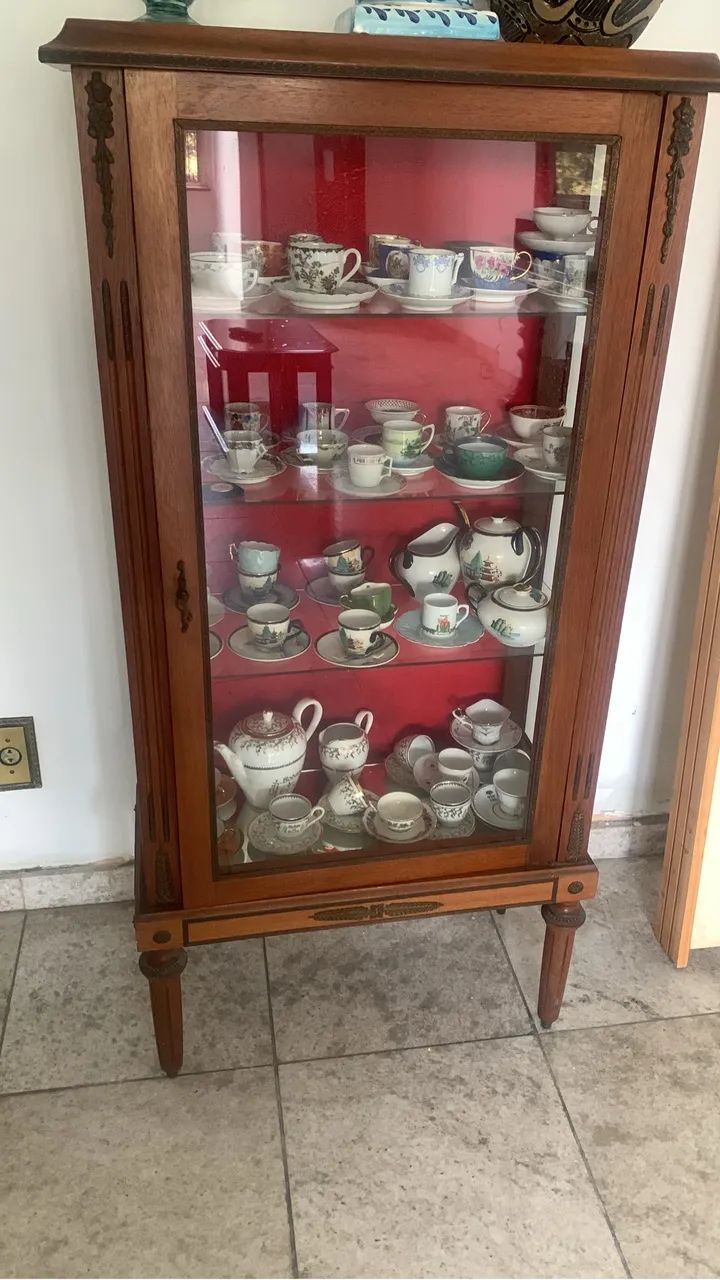 Vende-se Cristaleira - Foto 2