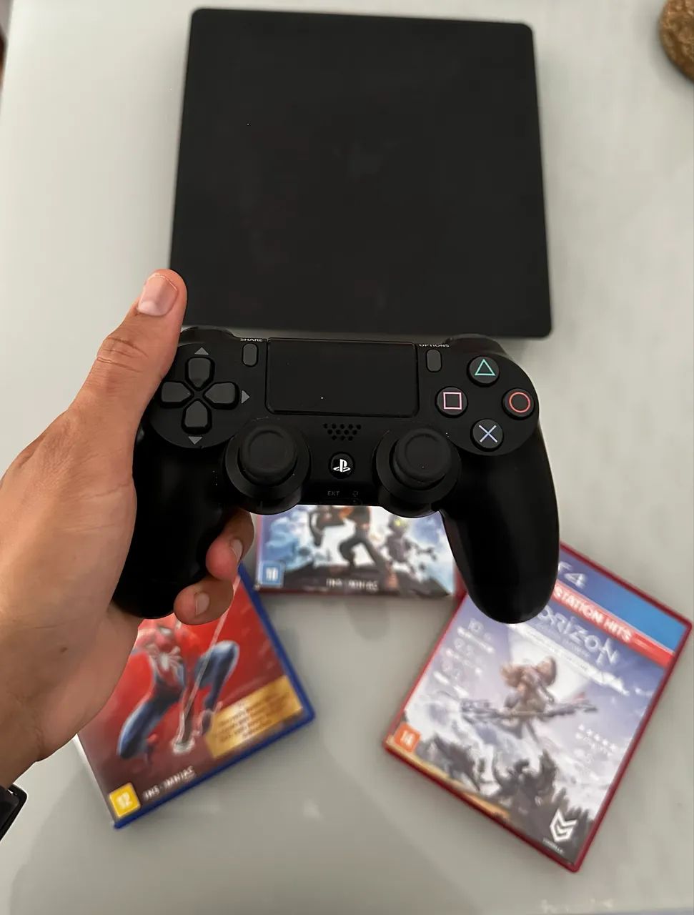 Ps4 slim + 11 jogos (mídia física e digital) - Foto 2