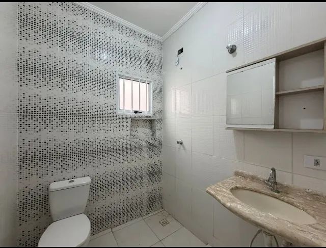 Casa com dois quartos aconchegante e espaçosa