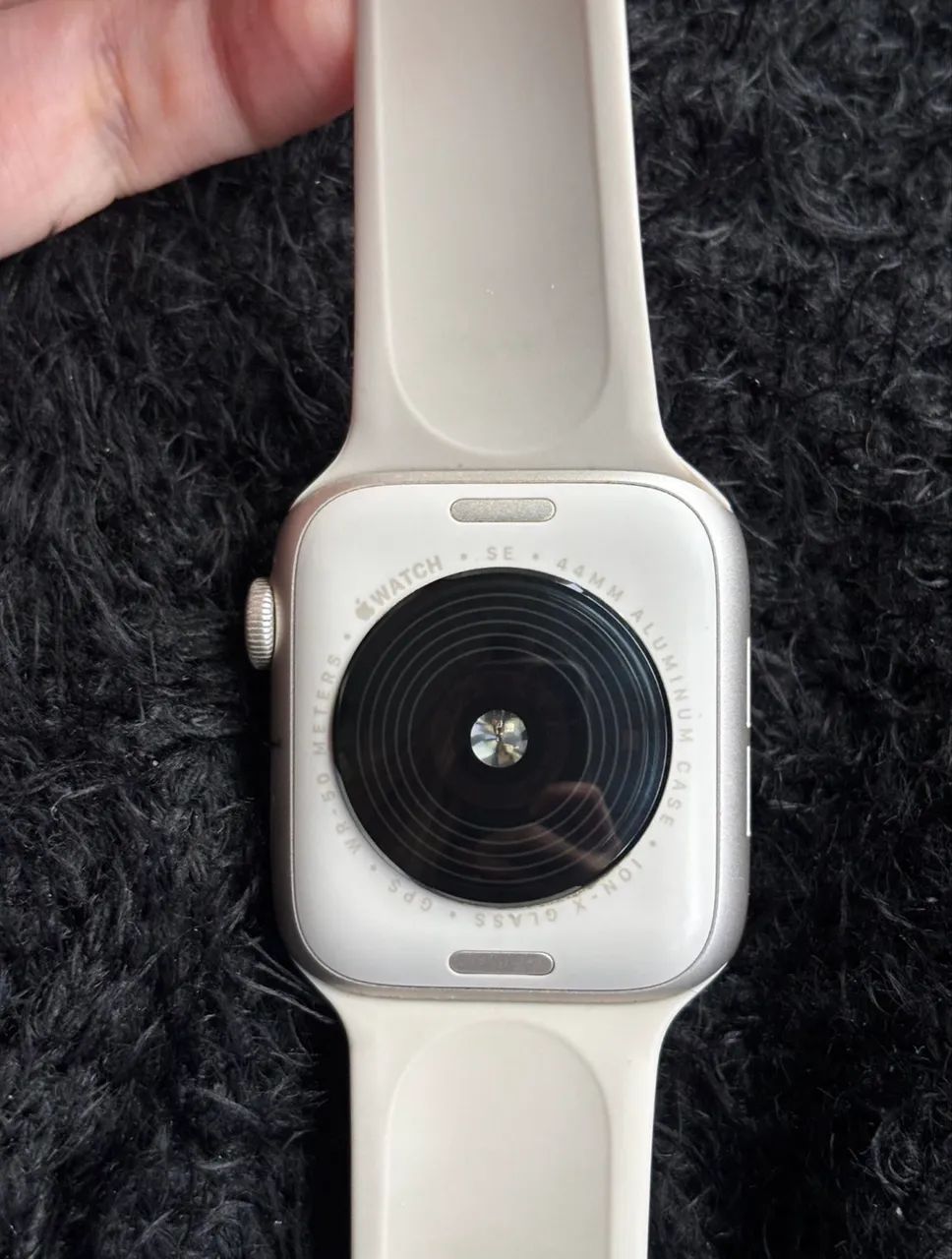 Apple Watch SE 2 geração 44mm Estelar  - Foto 2