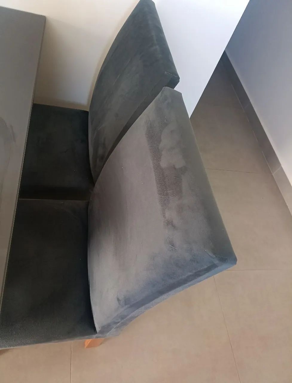 Mesa tampo de vidro 800 com 2 meses de uso 