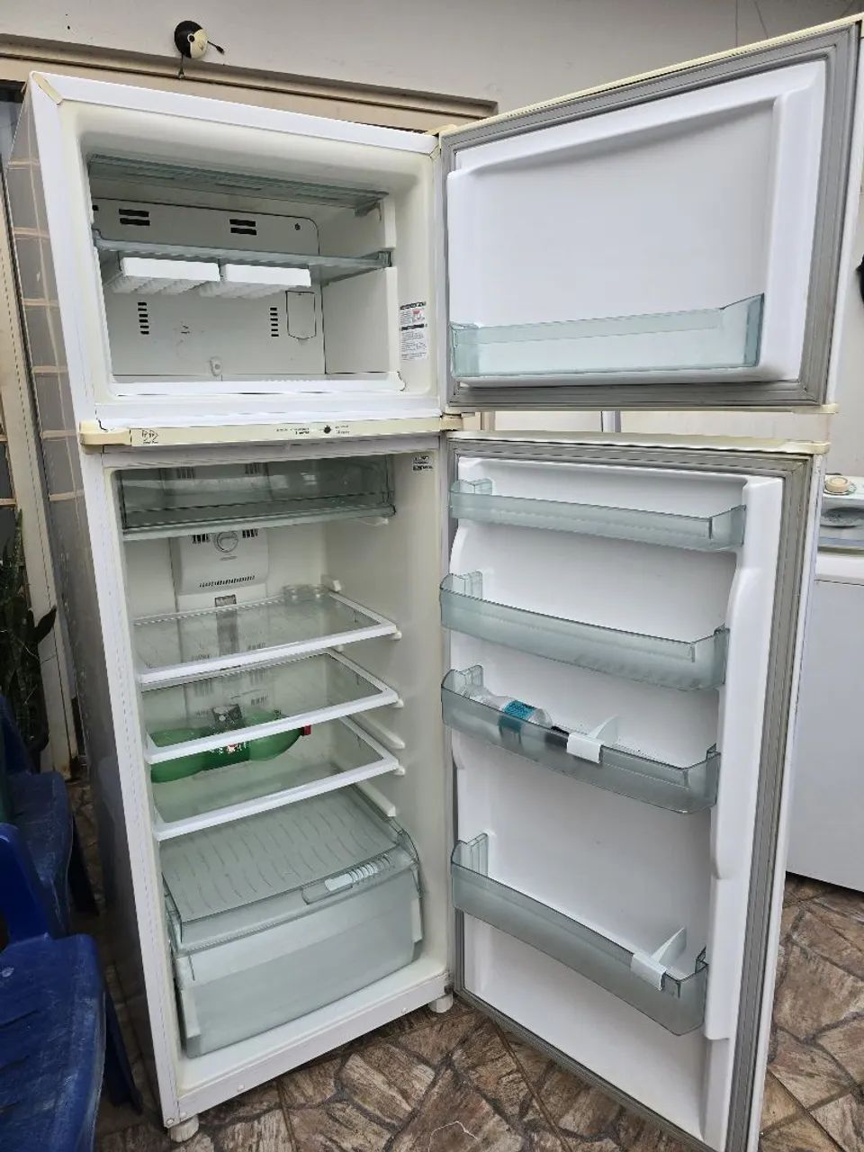 Vende-se geladeira brastemp - Foto 4