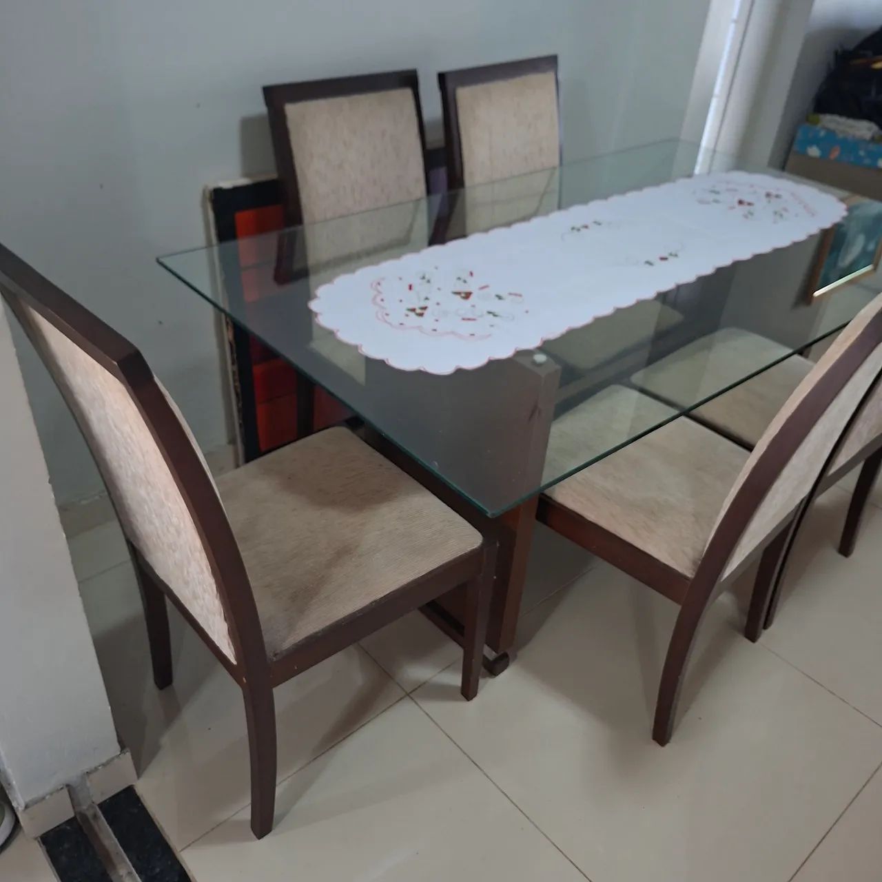 Cadeiras para mesa de jantar
