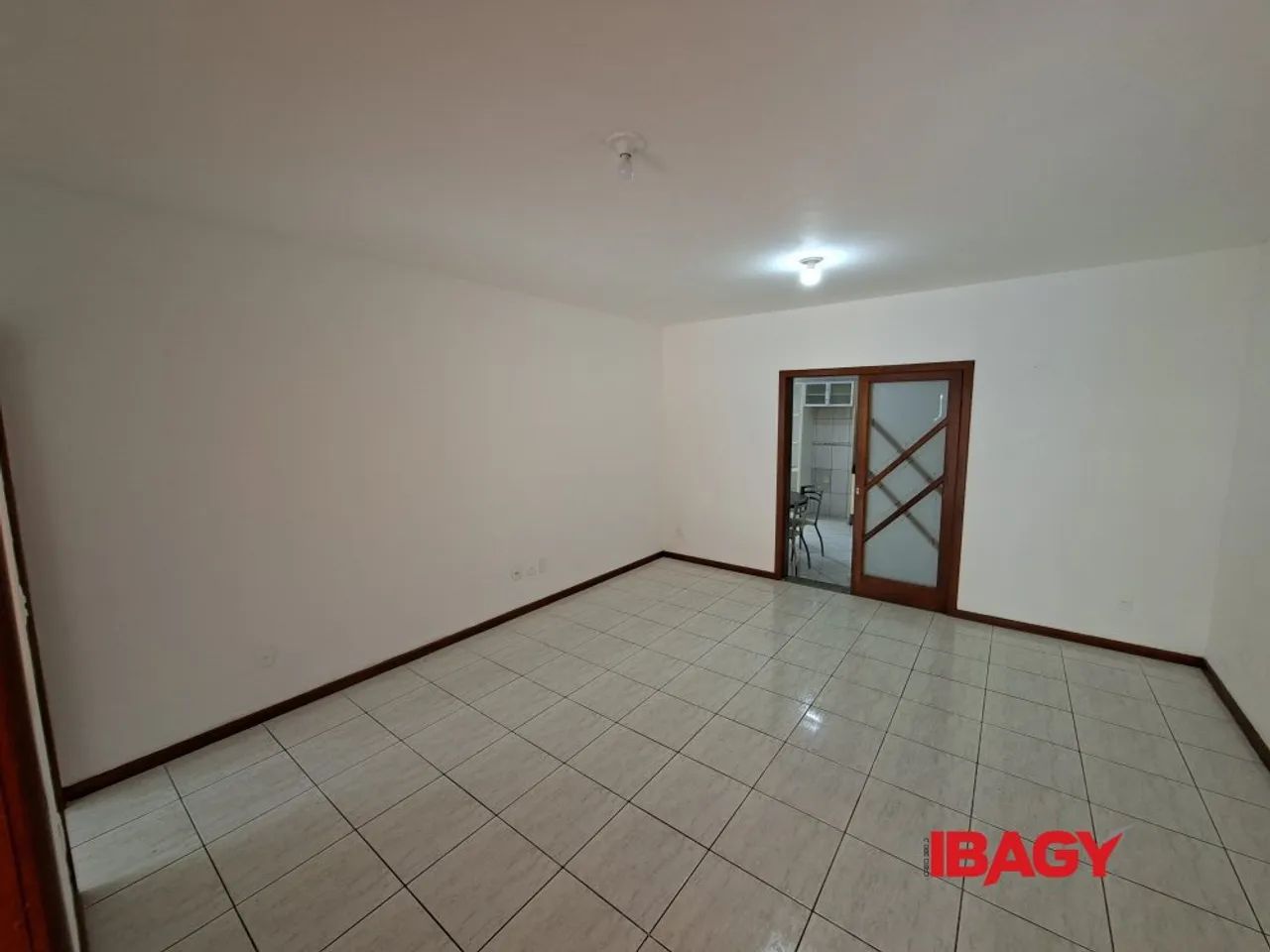 Excelente Casa 3 dormitório(s) em Estreito - Florianópolis - Foto 3