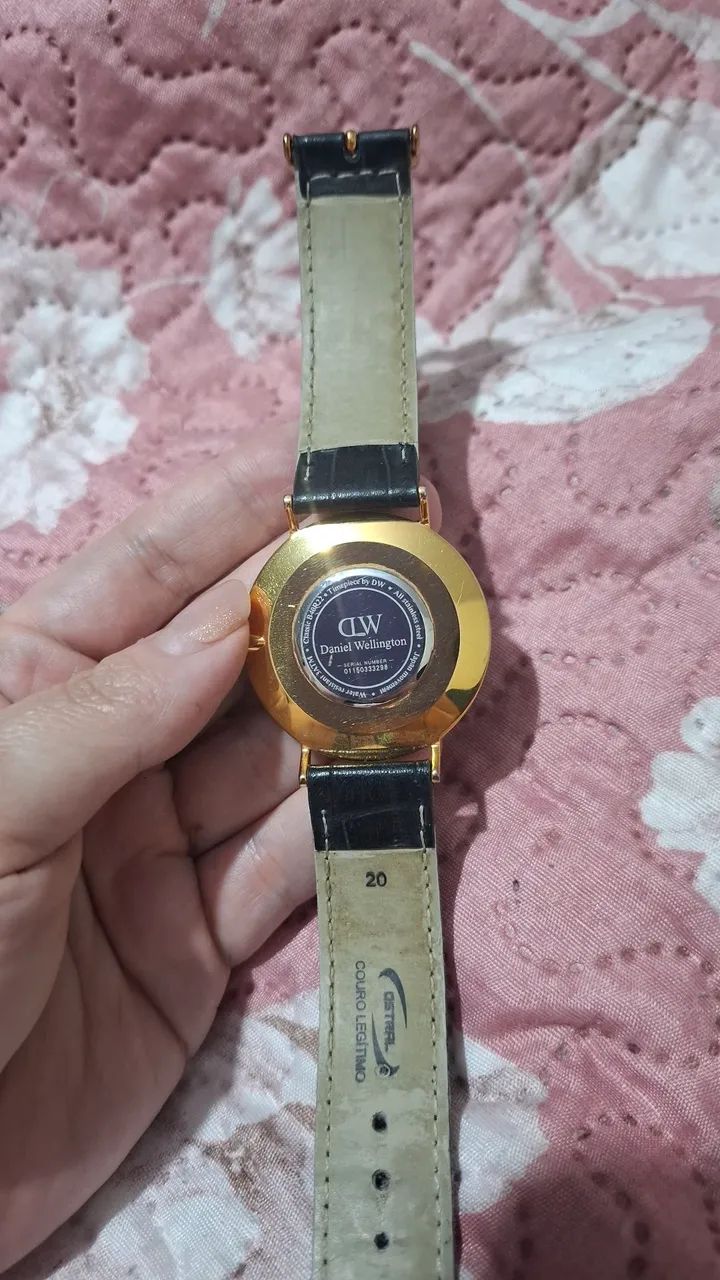Relogio Daniel Wellington, perfeito!  - Foto 3