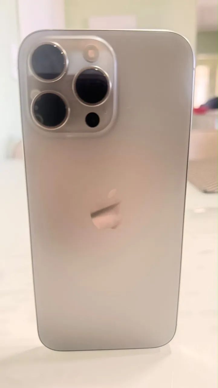 iPhone 16 Pro Max 512GB - Foto 2