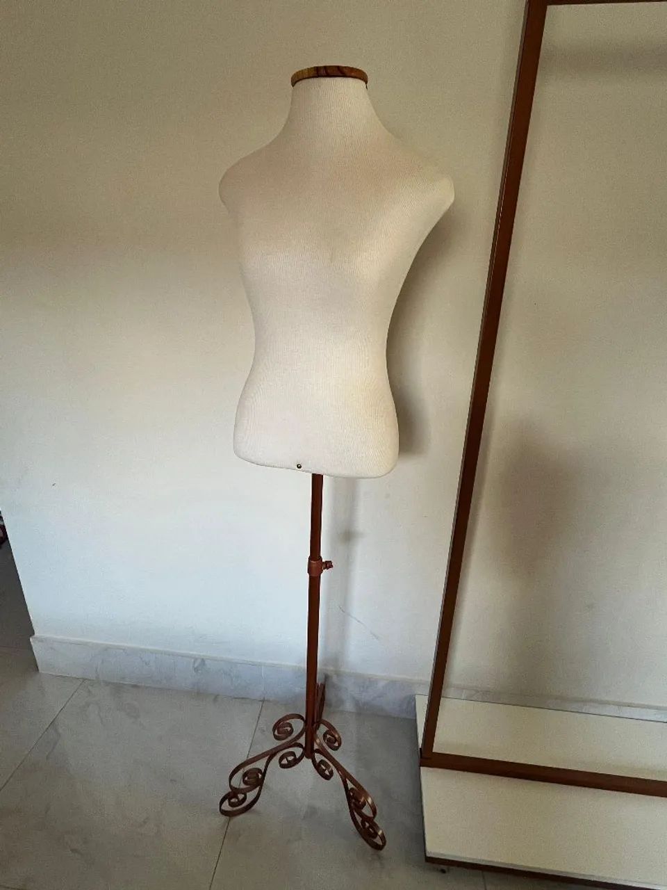 Cabides para Lojas e manequim  - Foto 2