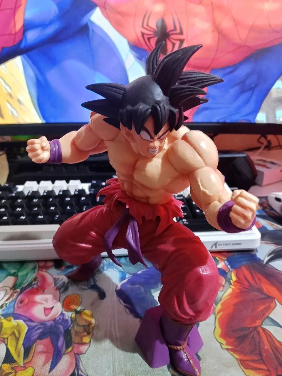 Action figure Goku Kaioken