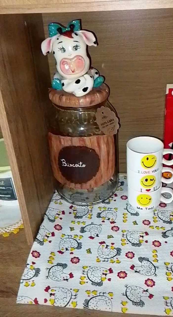 Potes de vidro em biscuit valor 40 cada  - Foto 2