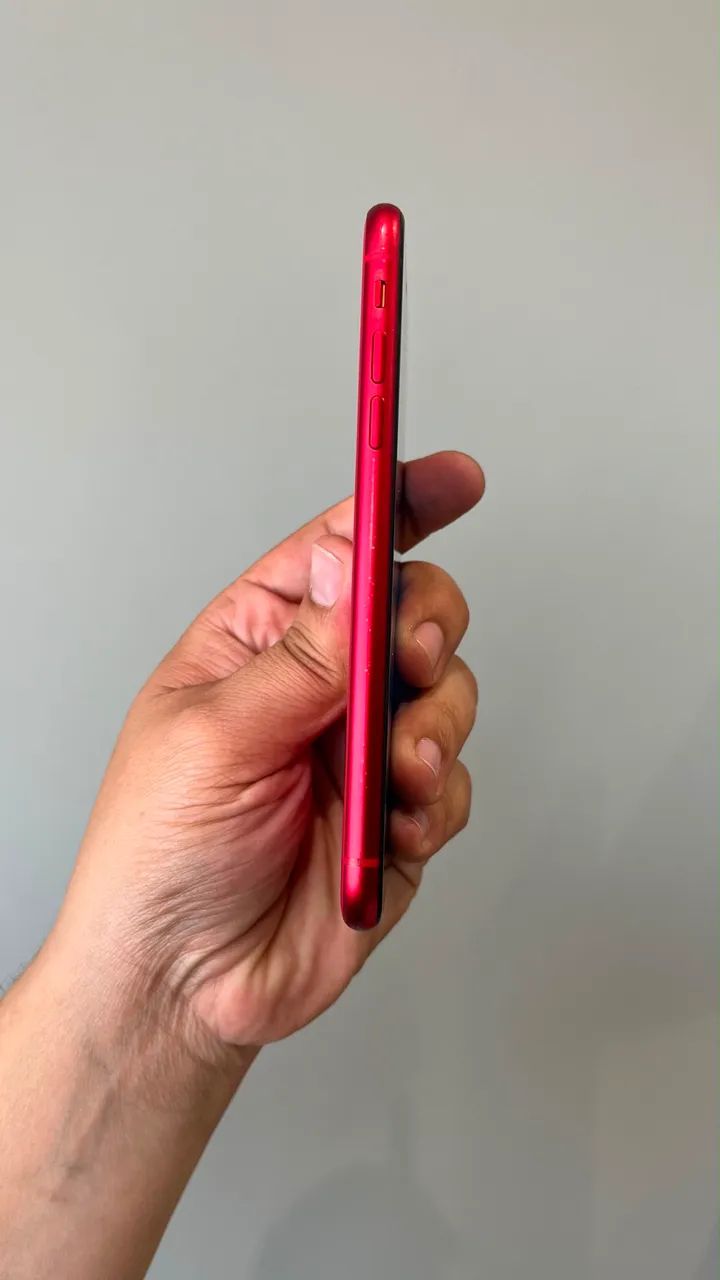 iPhone 11 128 Vermelho  - Foto 3