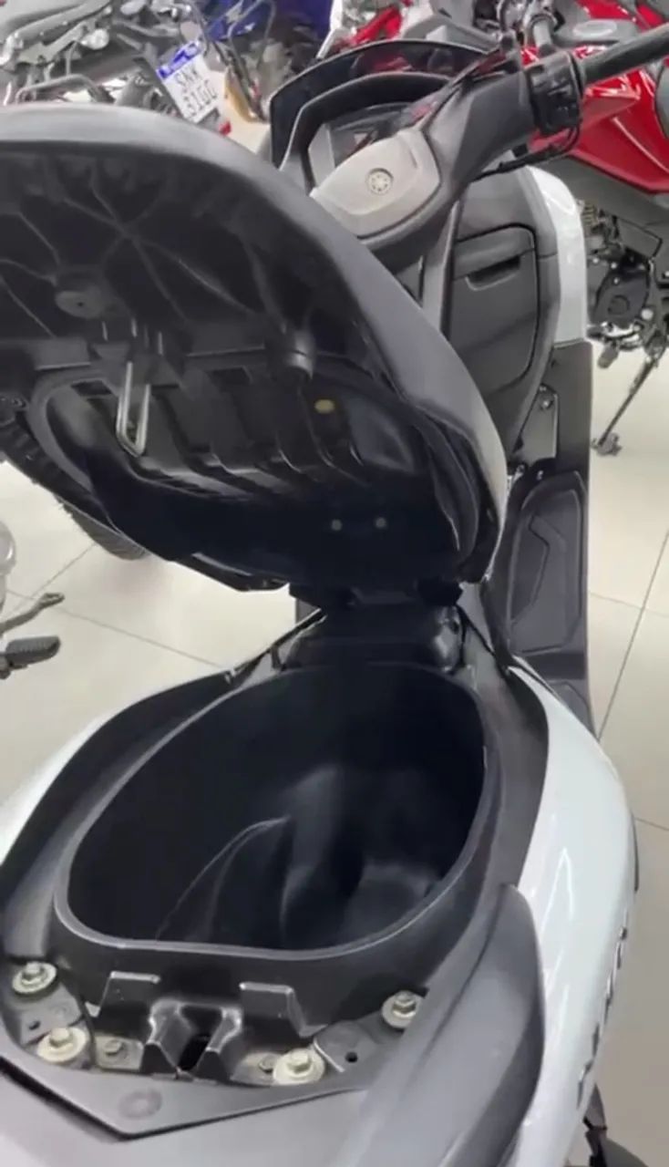 Yamaha NMAX 160  - Foto 5