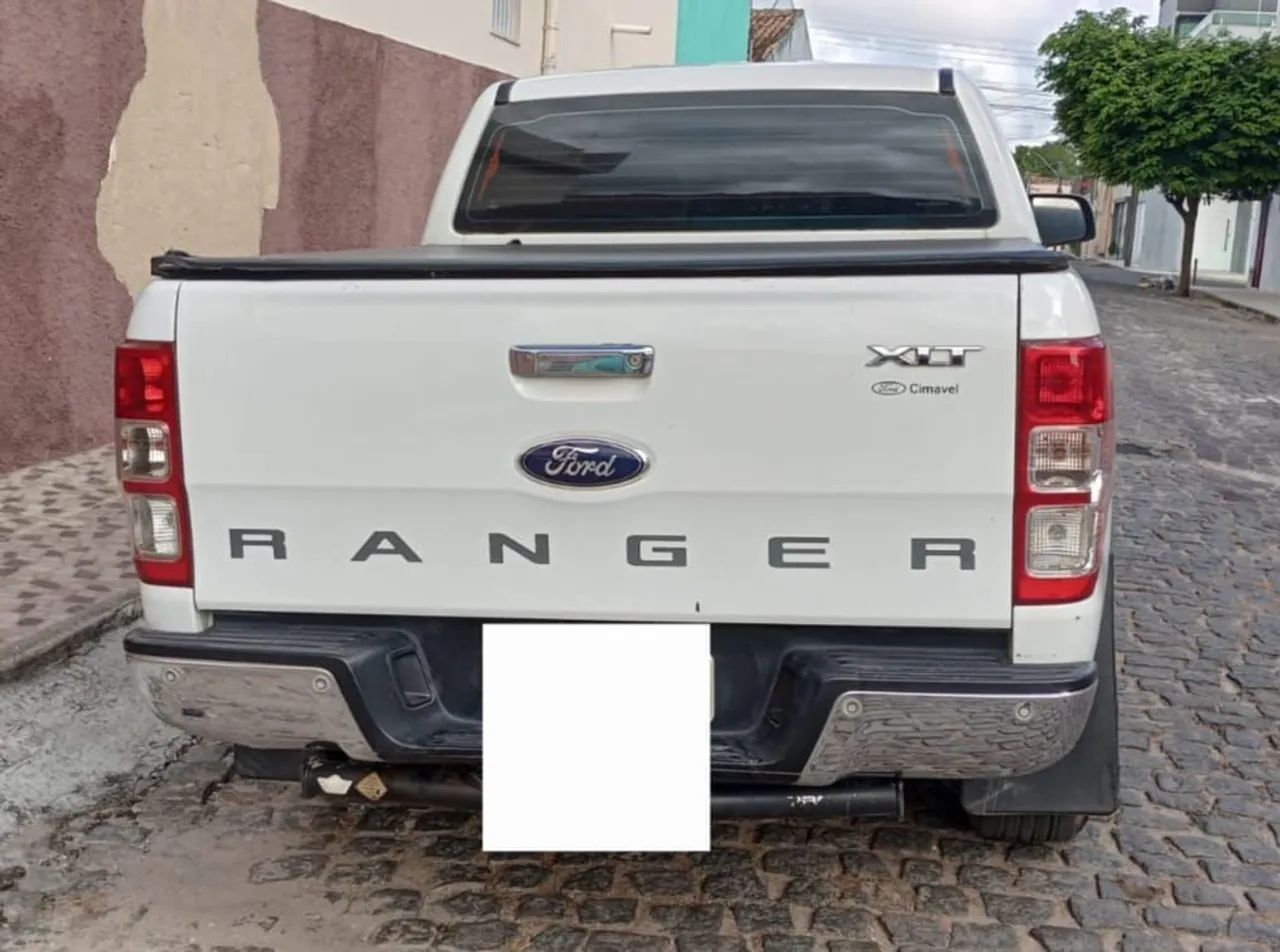 Ford Ranger XLT 2.5 16V 4X2 CD Flex 2014 - Foto 2