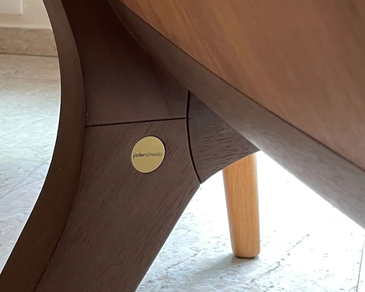 Poltrona Jader Almeida Modelo Linna - Foto 5