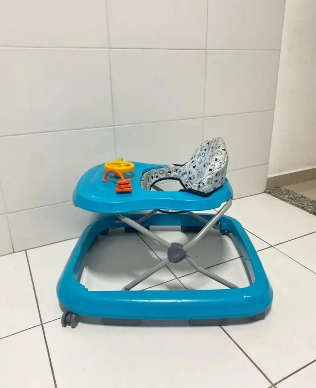 Carrinho De bebê + Andador  - Foto 2