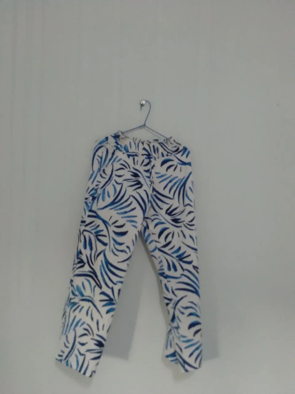 Calça malha estampa alegre