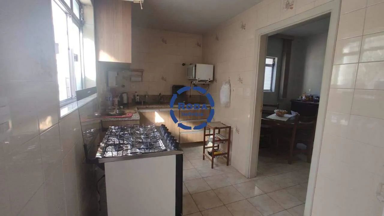 Casa na Vila Belmiro com 3 dormitórios, suíte, edícula e 2 vagas - Foto 4