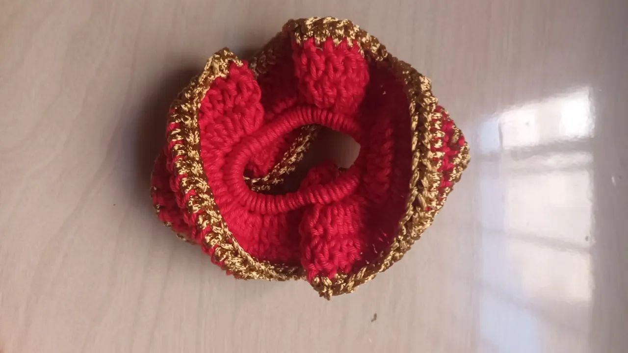 Xuxinha de Cabelo em Crochê Dupla (Sob Encomenda)
