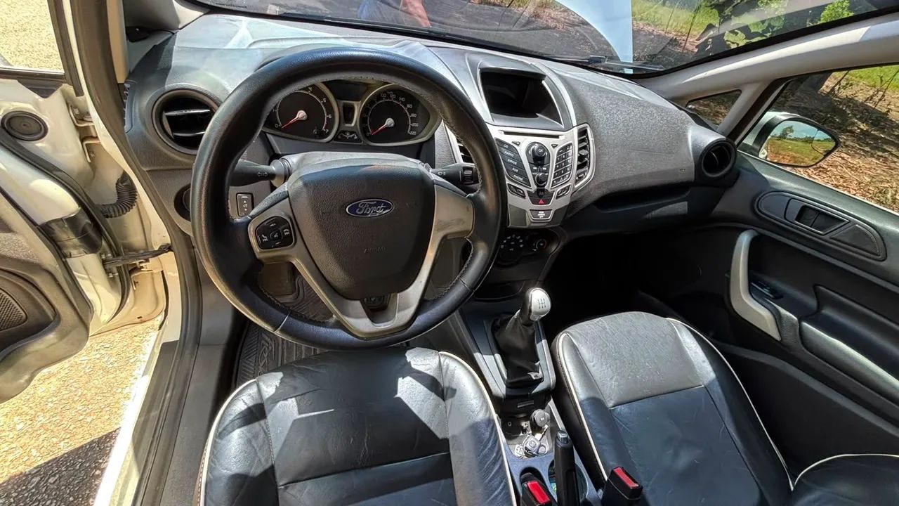Ford Fiesta SE 1.6 16V Flex 5P 2013 - Foto 4