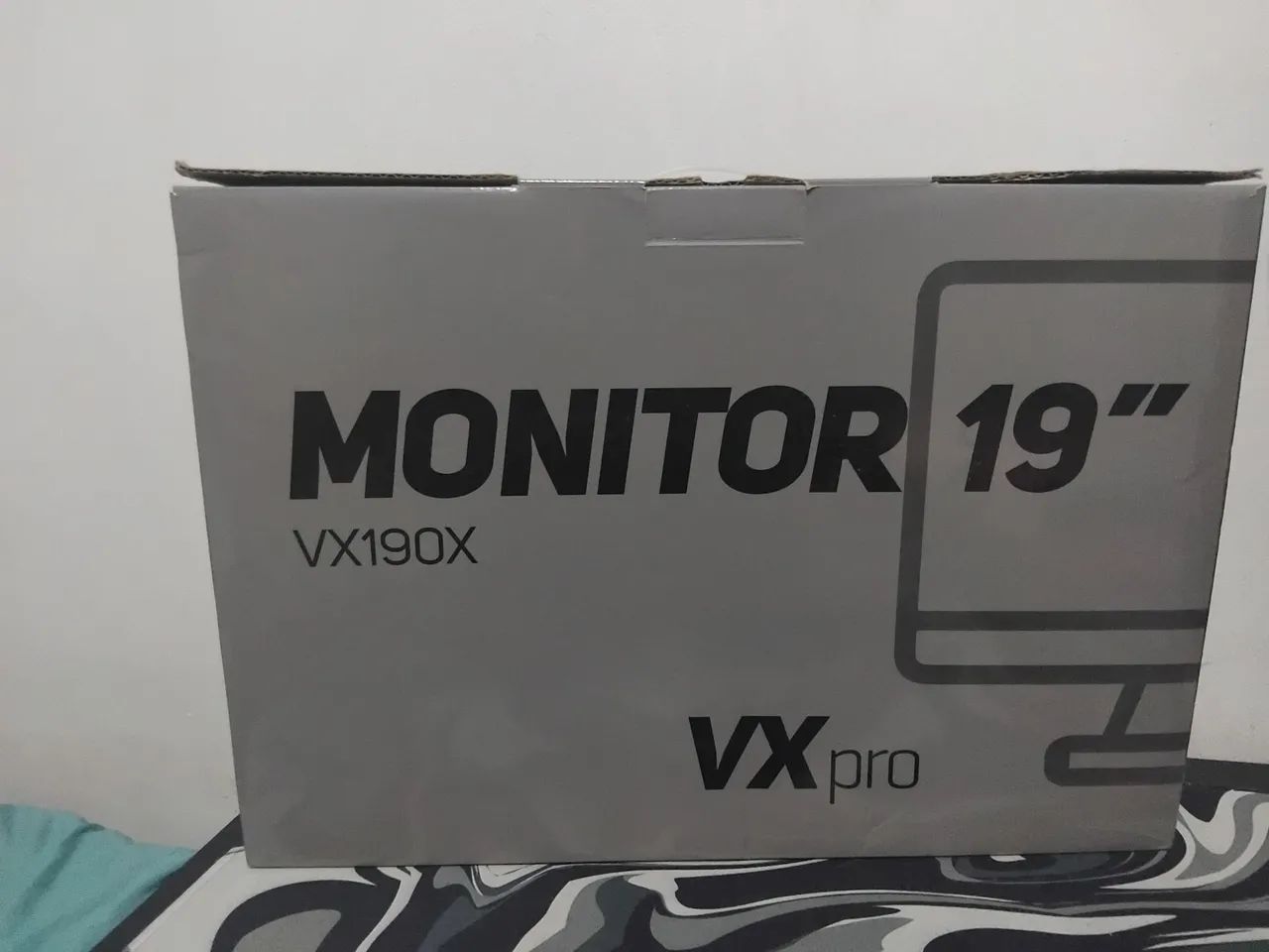 Monitor VX Pro 19" 75Hz para Peças - Display Queimado - Foto 3