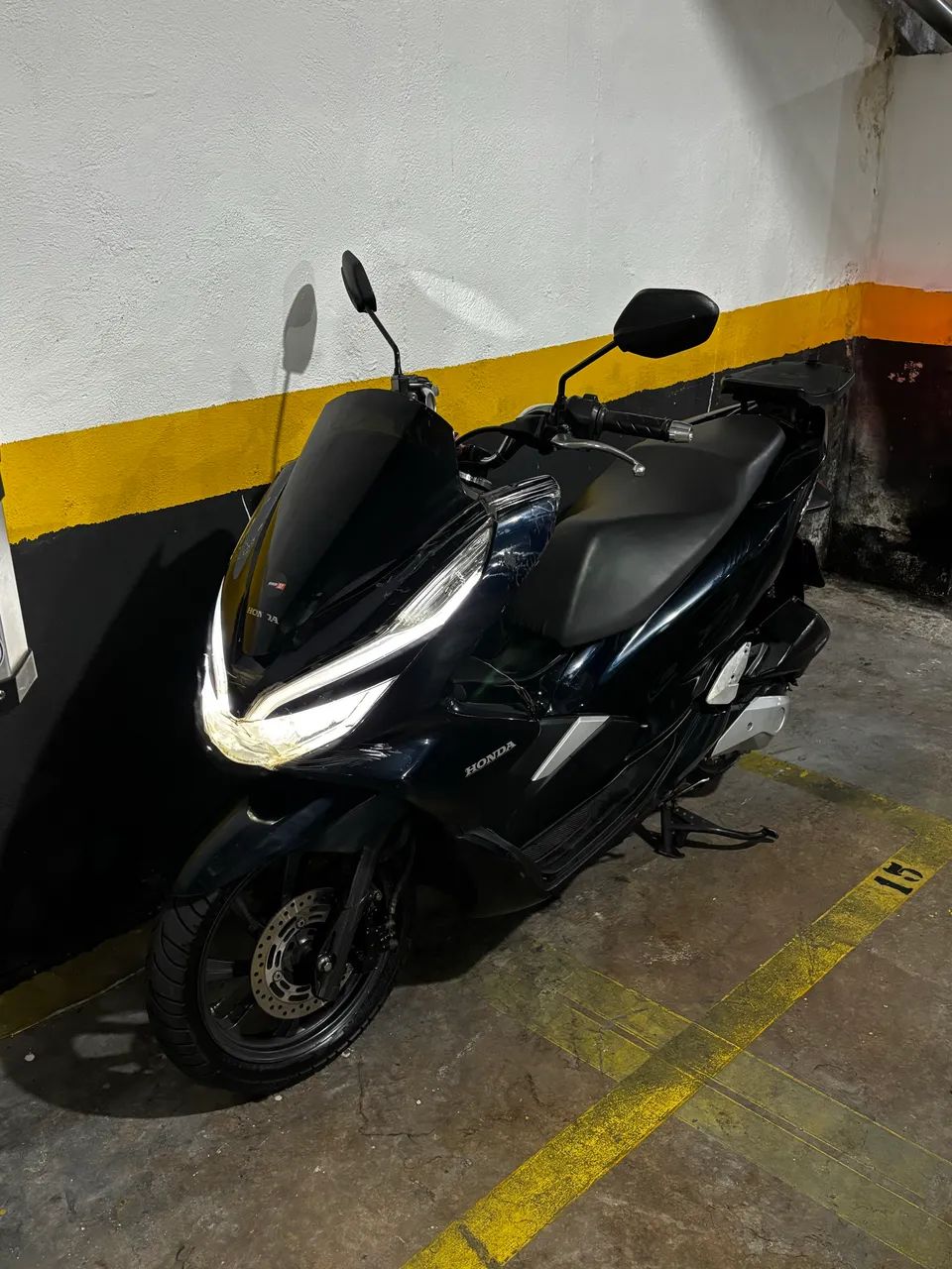 Honda PCX 2019 Versão normal