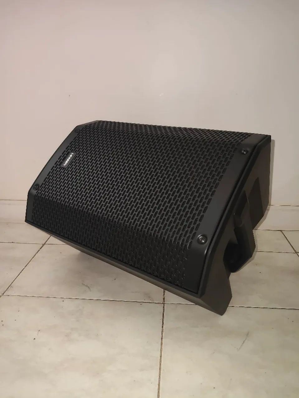 Caixa de Som Lexsen LB8 Pro 480W Bluetooth Portátil com Bateria