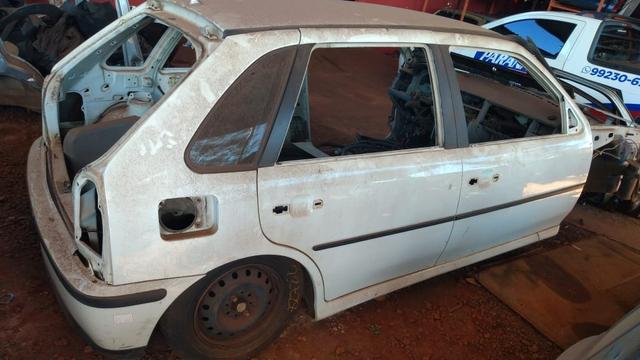 Sucata gol G3 para retirada de peças