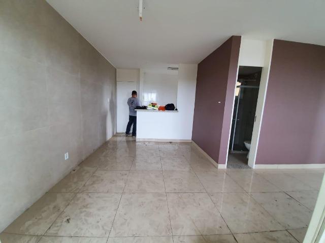 Vendo Apartamento com 3 Quartos à Venda, Chacara Parreiral - Foto 3