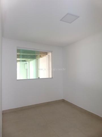 (J1) Casa linear de 2 quartos com suite, 2 vagas, e área externa no Santos Dumont - Foto 6